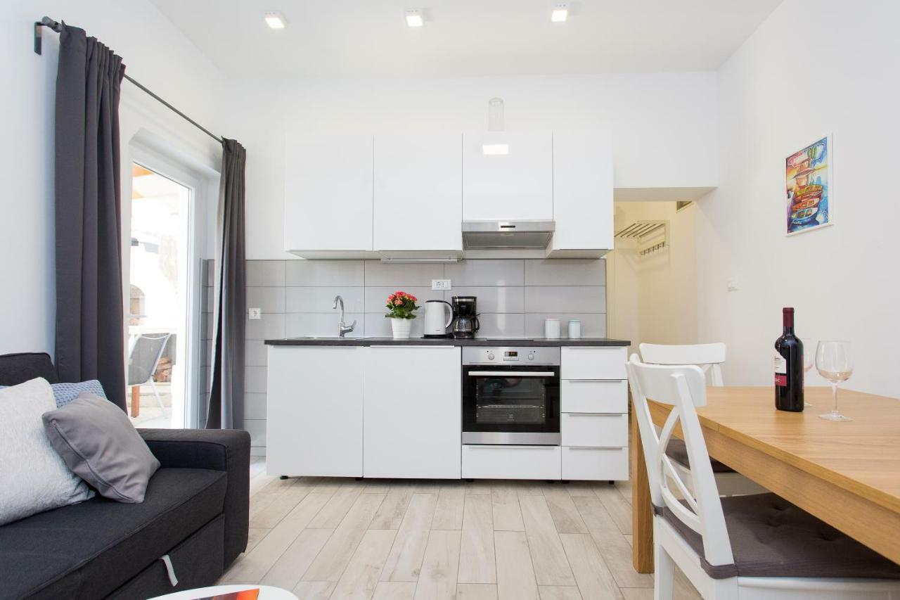Apartments Pinery Makarska Dış mekan fotoğraf